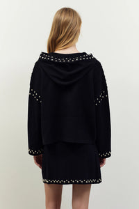 Pull noir à clous & à capuche - BSB