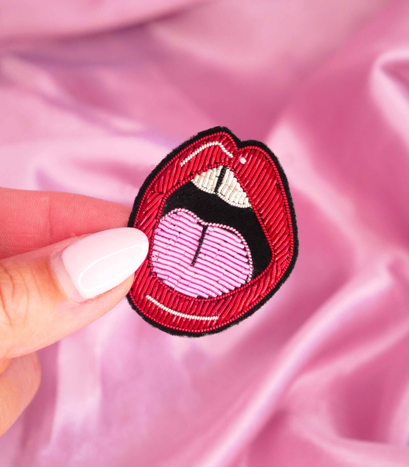 Broche Bouche - Broderie Fait Main Cannetille