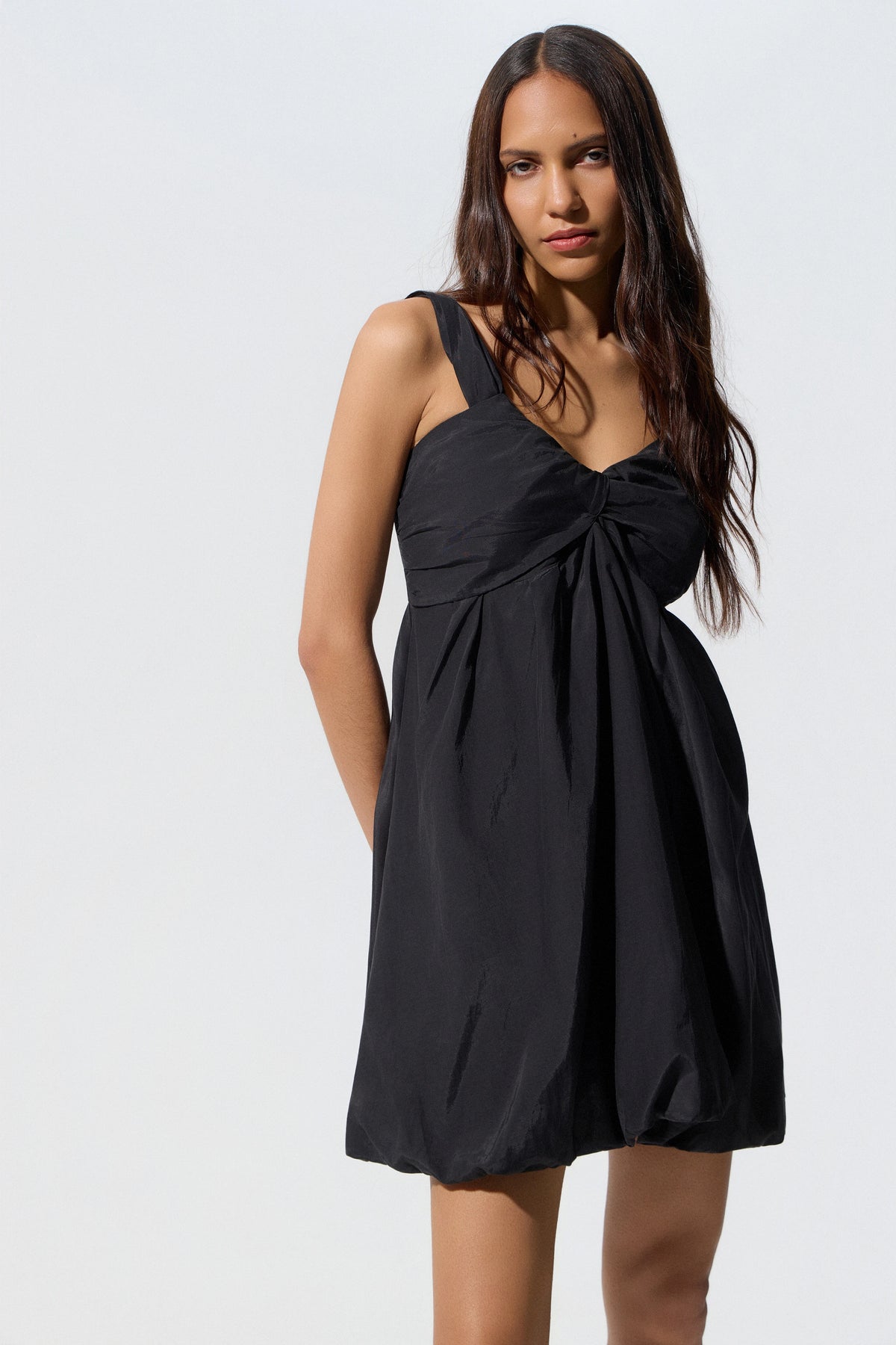 Robe courte drapée noire - BSB