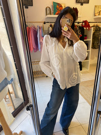 Chemise blanche brodée