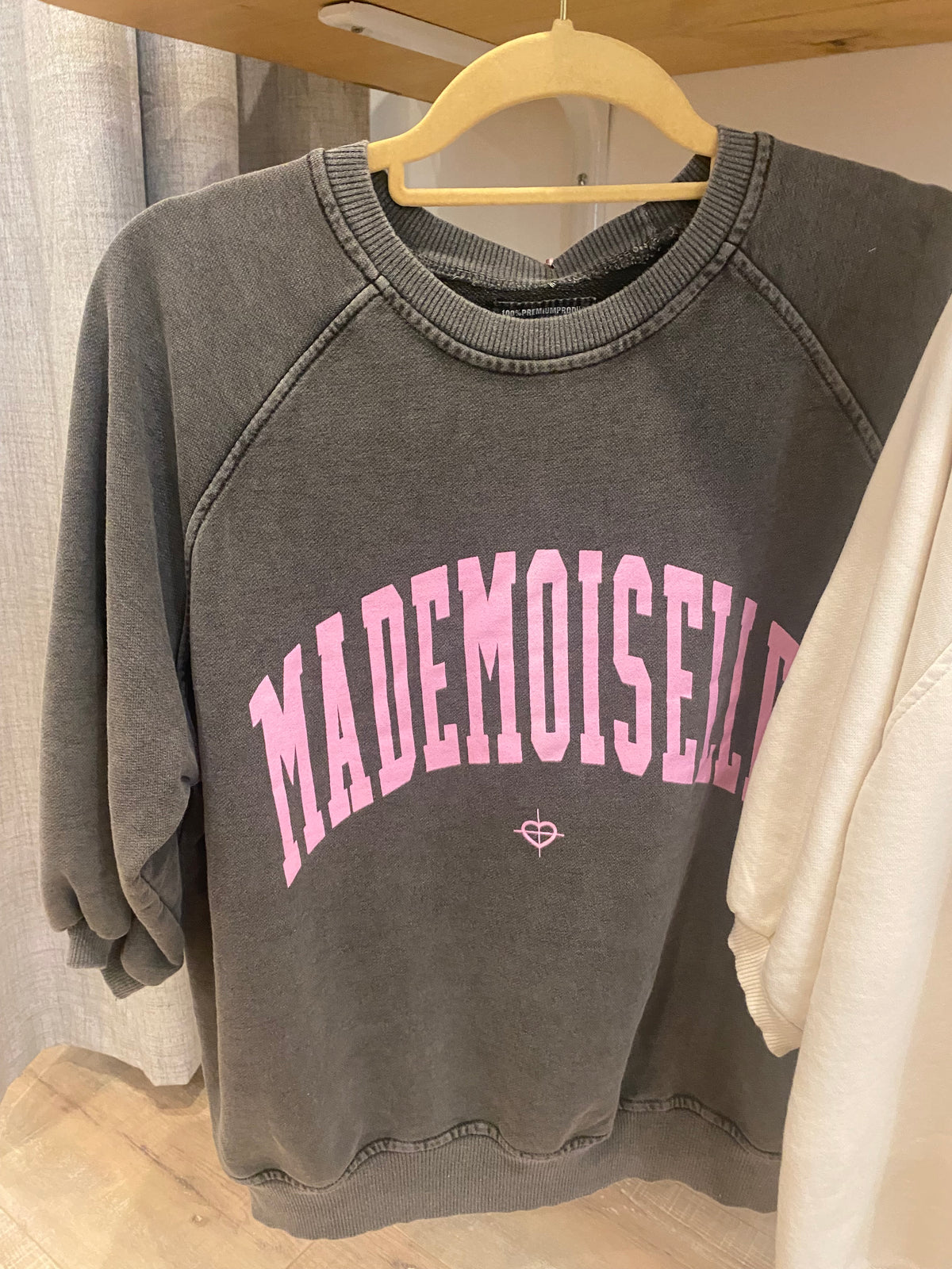 Sweat Mademoiselle