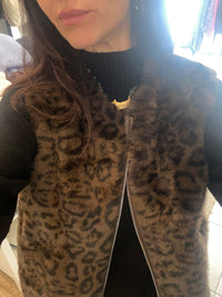 Gilet sans manche fourrure léopard Adoré - LOU
