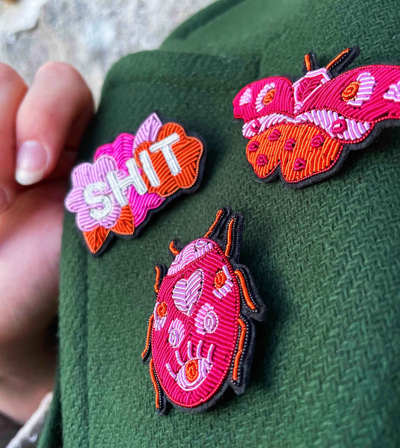 Broche Coccinelle Amour - broderie fait main cannetille