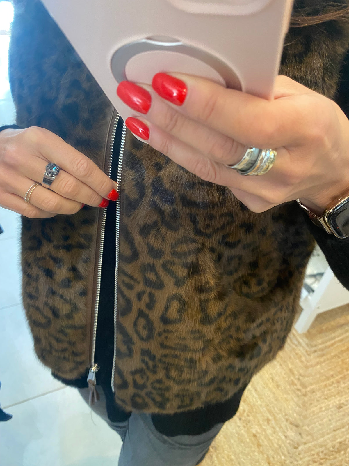 Gilet sans manche fourrure léopard Adoré - LOU