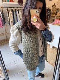 Veste sans manche imprimé léopard et broderie palmier