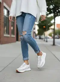 Baskets basses blanches