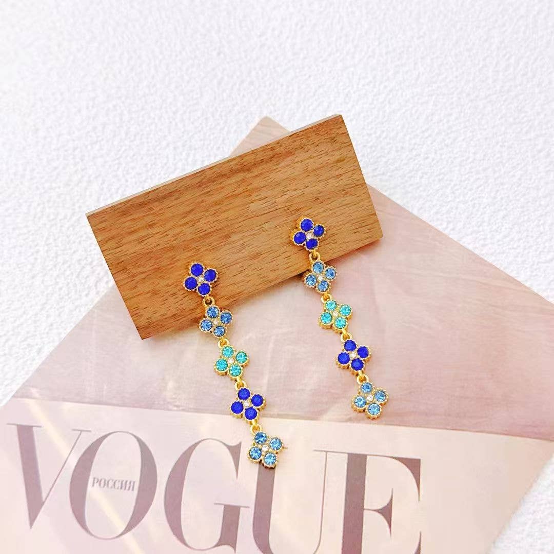 Boucles oreille acier fleurs cristaux multicolores élégantes